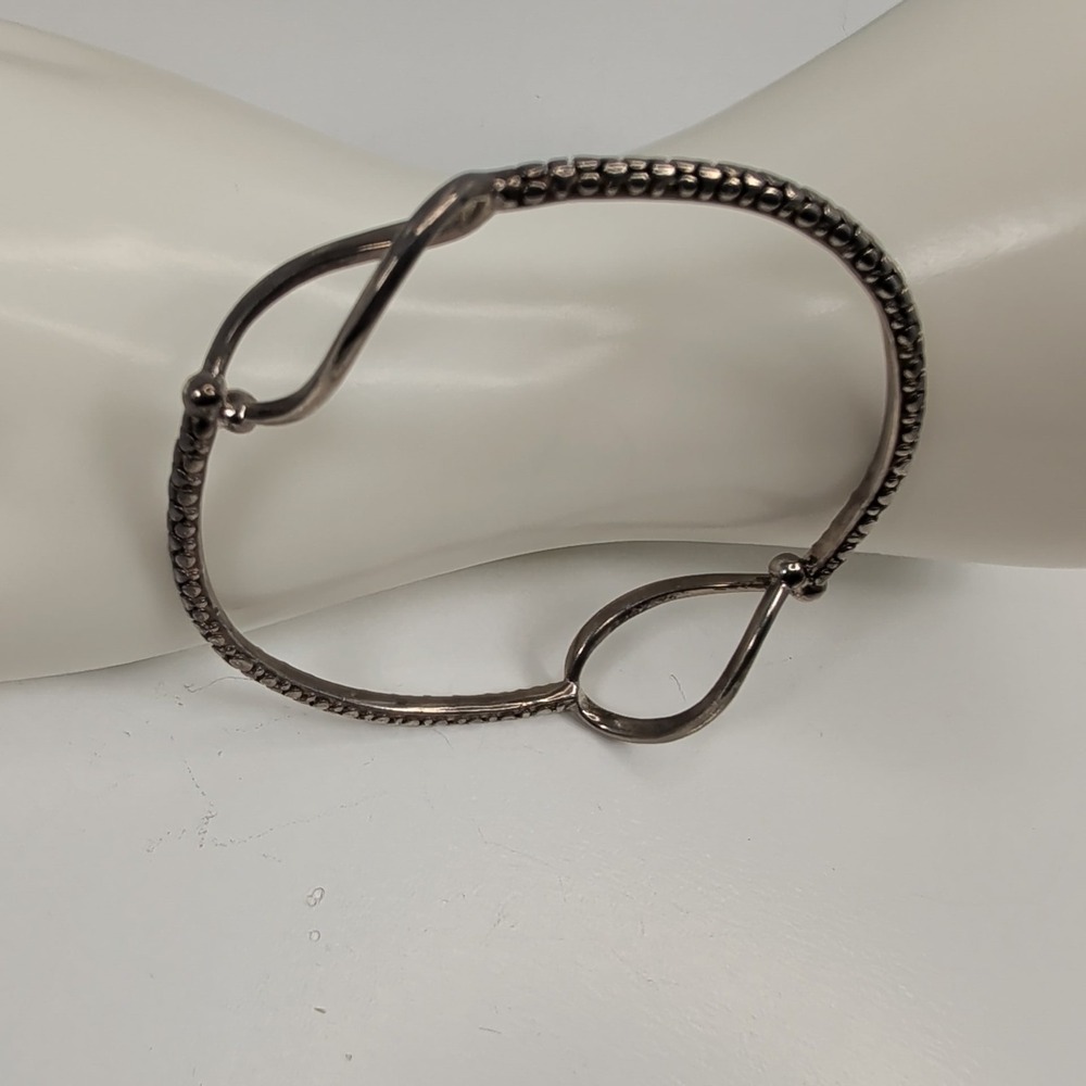 Michael Dawkins 925 Sterling Granulated Teardrop Hook Bangle Bracelet 6.5" - Picture 5 of 12